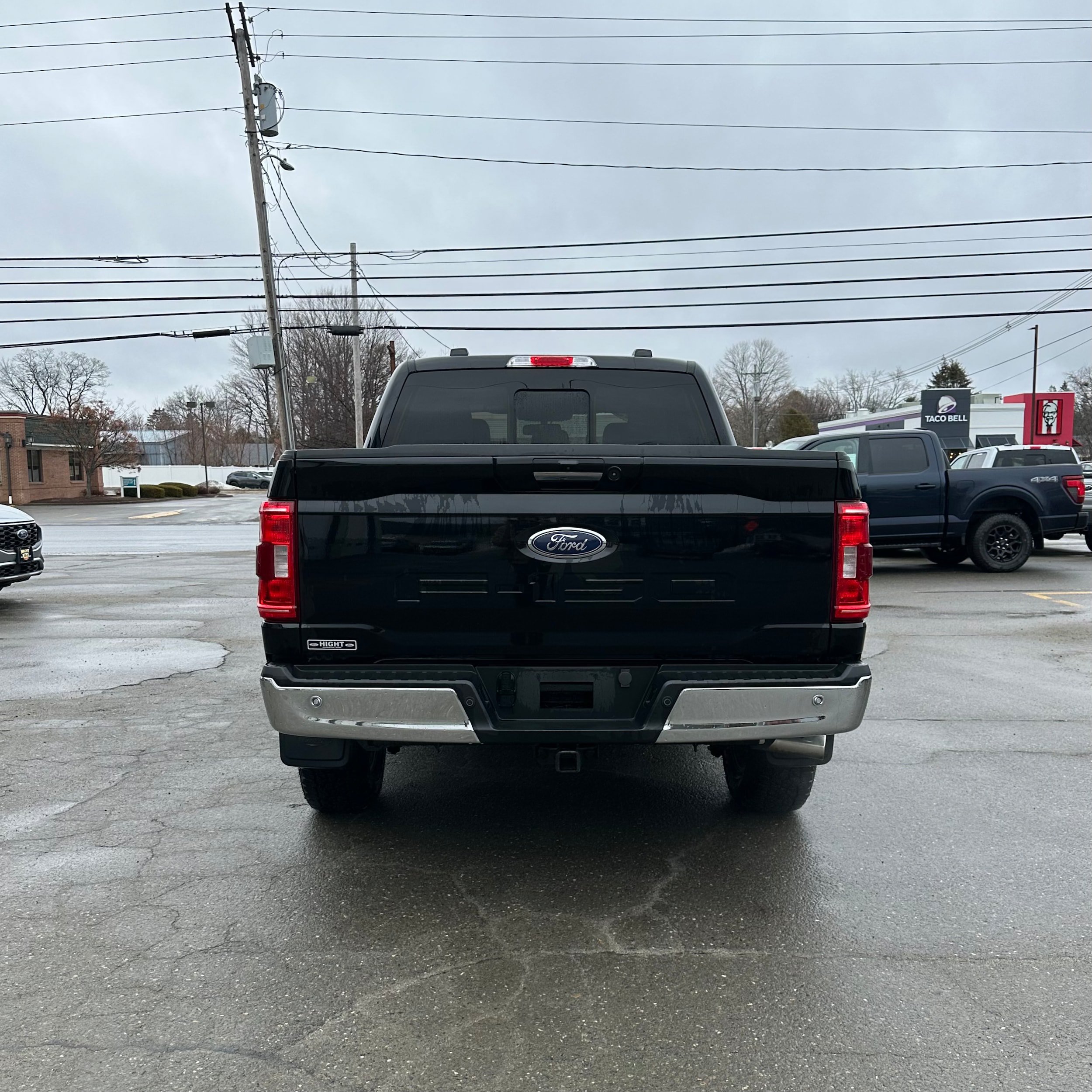 Used 2023 Ford F150 XLT w/ Equipment Group 302A High AWD/4WD image 4