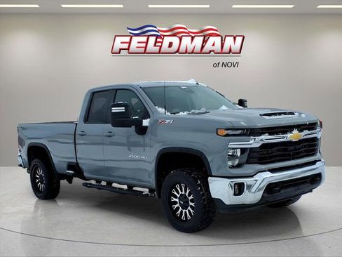 Used 2024 Chevrolet Silverado 2500 LT image 11