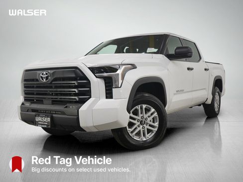 Used 2025 Toyota Tundra SR5 AWD/4WD image 1