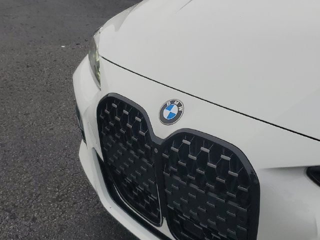 Used 2021 BMW M440i Convertible w/ Executive Package RWD image 9