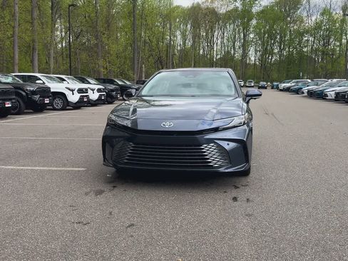 New 2026 Toyota Camry XLE AWD/4WD image 3