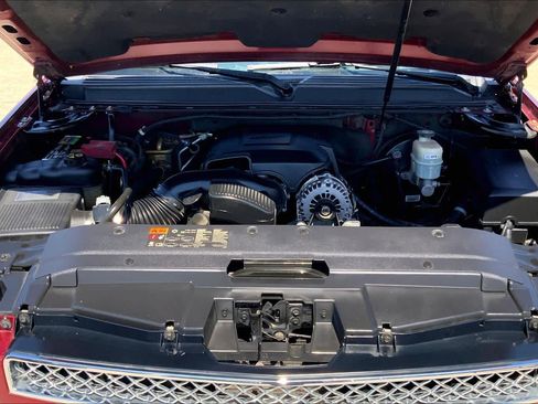 Used 2011 Chevrolet Tahoe LT w/ Texas Edition RWD image 31