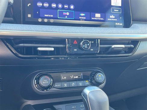 New 2026 Nissan Kicks SV image 25