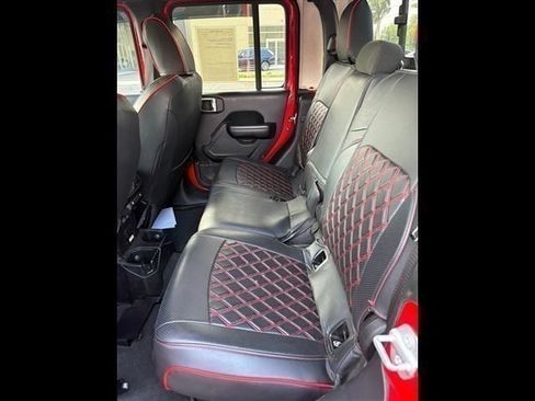 Used 2021 Jeep Gladiator Sport AWD/4WD image 6
