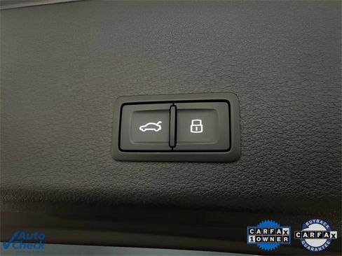 Used 2023 Audi e-tron Premium Plus w/ Premium Plus Package image 13