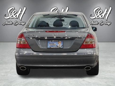 Used 2008 Mercedes-Benz E 550 4MATIC Sedan image 16