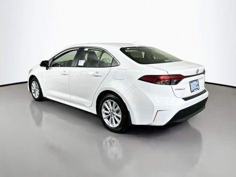 New 2026 Toyota Corolla XLE FWD image 5
