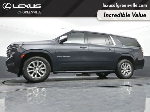 Used 2023 Chevrolet Suburban Premier RWD image 43