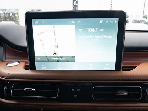 Used 2024 Lincoln Aviator Reserve w/ Equipment Group 201A image 15