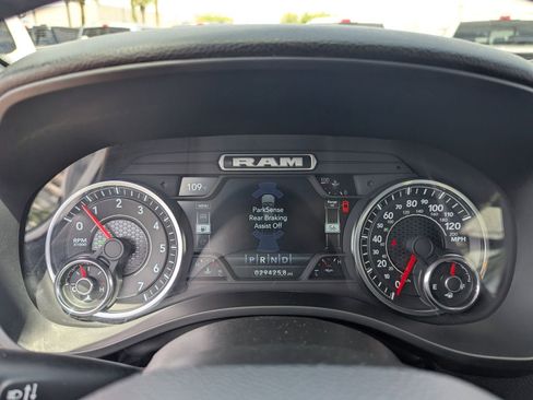 Used 2023 RAM 1500 Big Horn AWD/4WD image 29