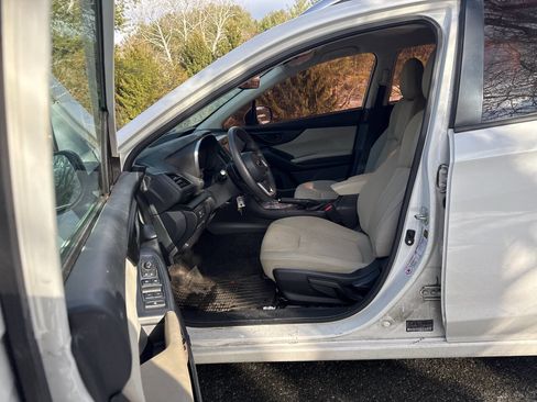 Used 2017 Subaru Impreza 2.0i Premium w/ BSD & Rcta/SRF/Eyesight image 9