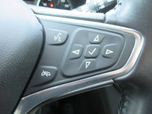 Used 2019 Chevrolet Equinox LT w/ Driver Convenience Package FWD image 25