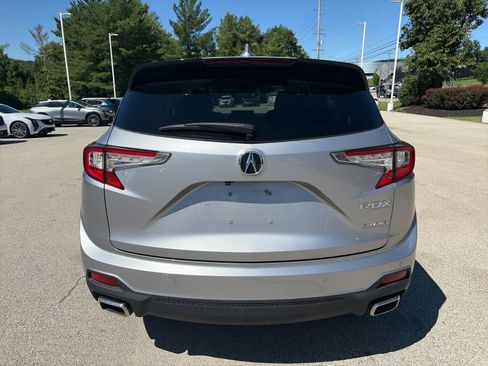 Used 2023 Acura RDX AWD w/ Advance Package image 3