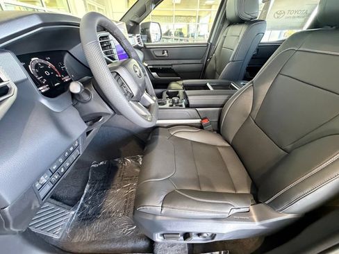 New 2026 Toyota Tundra Limited AWD/4WD image 17