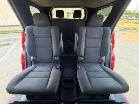 Used 2013 Dodge Durango SXT w/ Rallye Appearance Group AWD/4WD image 27