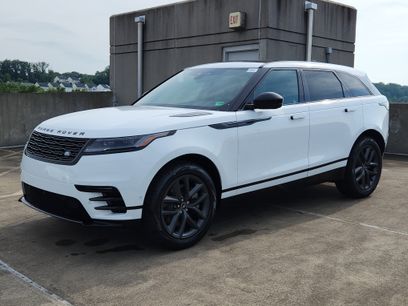 New 2026 Land Rover Range Rover Velar Dynamic SE