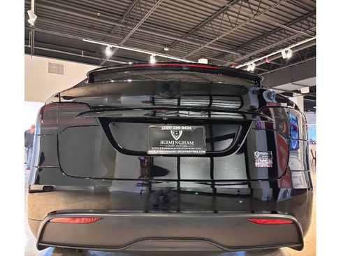Used 2022 Tesla Model X Plaid image 14