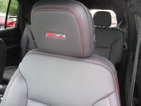 New 2026 Chevrolet Traverse Z71 w/ Driver Confidence Package image 14