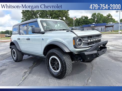 Used 2023 Ford Bronco Black Diamond w/ Sasquatch Package AWD/4WD image 3