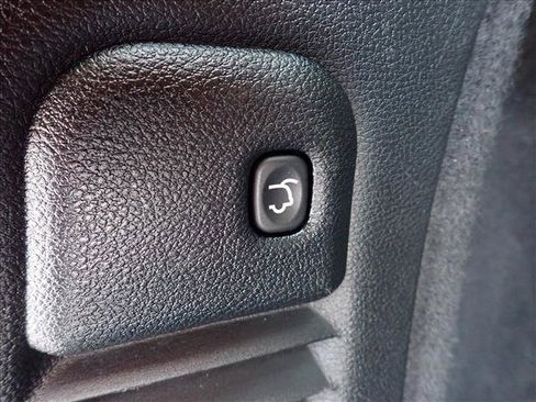 Used 2023 Dodge Durango GT AWD/4WD image 9