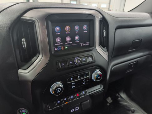 Used 2024 GMC Sierra 1500 Pro w/ Pro Value Package AWD/4WD image 10