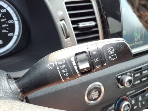 Used 2017 Kia Niro FWD image 15
