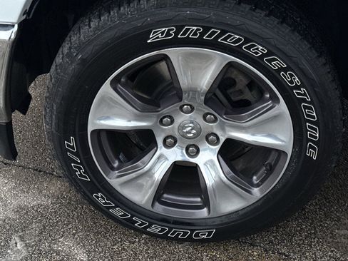 Used 2022 RAM 1500 Laramie image 9