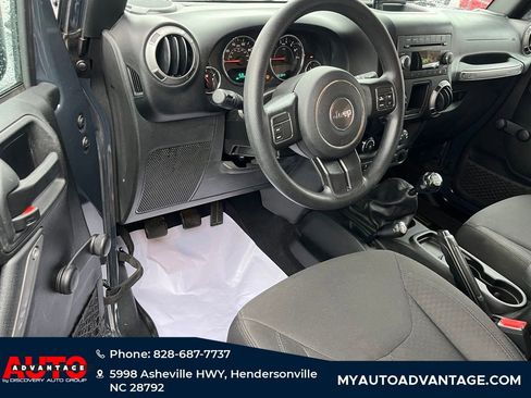 Used 2017 Jeep Wrangler Sport image 9