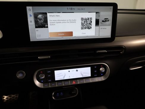 Used 2023 Genesis GV60 Performance image 24