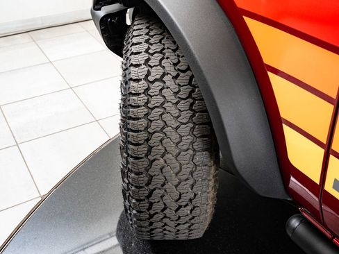 Used 2025 Ford Bronco Big Bend w/ Black Diamond Package AWD/4WD image 48