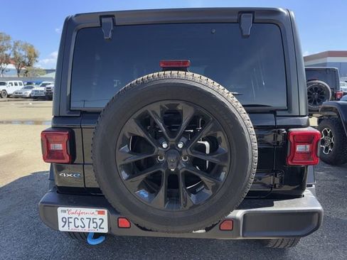 Used 2023 Jeep Wrangler Unlimited Sahara w/ Cold Weather Group image 6