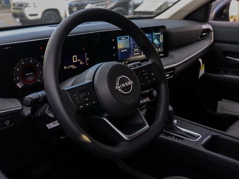 New 2026 Nissan Kicks SV image 14