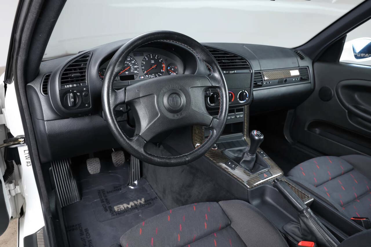 Used 1995 BMW M3 Coupe RWD image 50