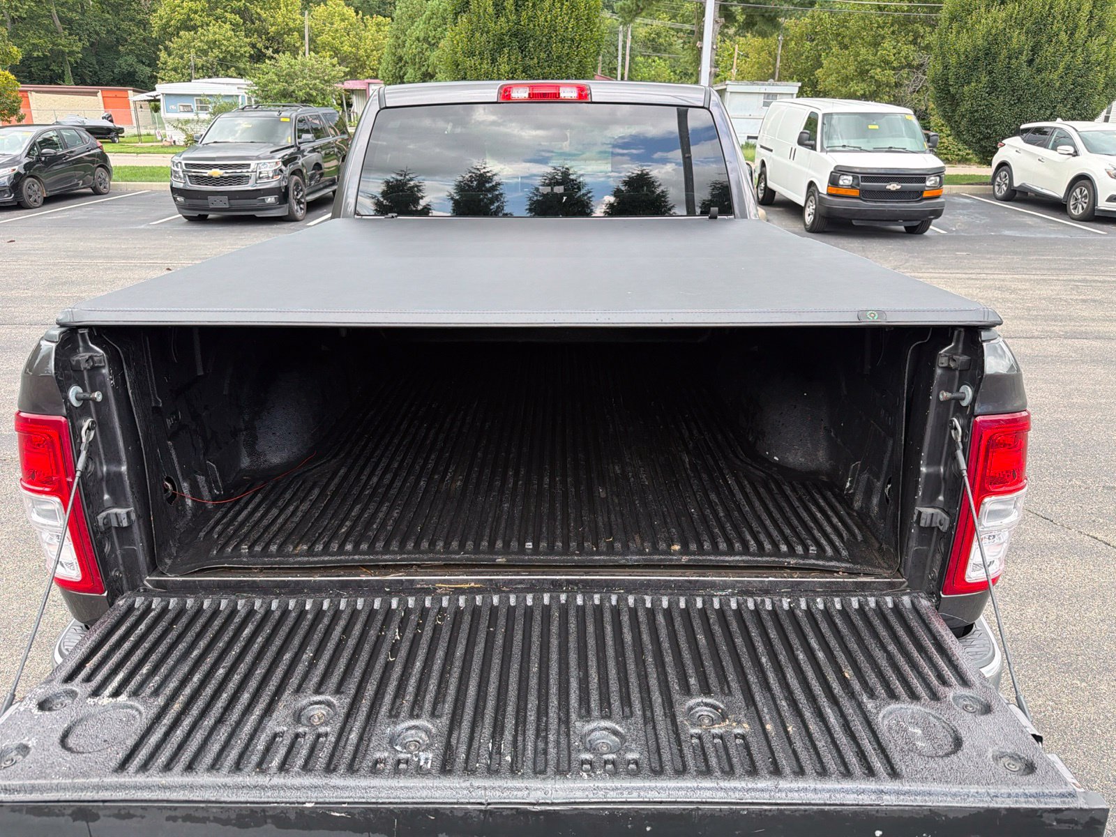 Used 2022 RAM 2500 Big Horn AWD/4WD image 11