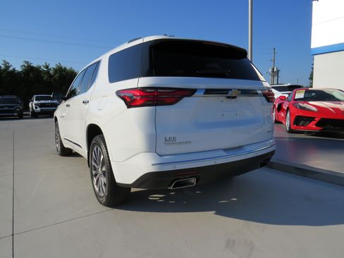 Certified 2023 Chevrolet Traverse Premier FWD image 4