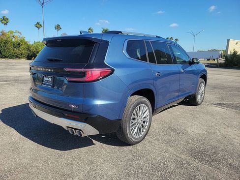 New 2026 GMC Acadia Denali w/ Super Cruise Package image 5