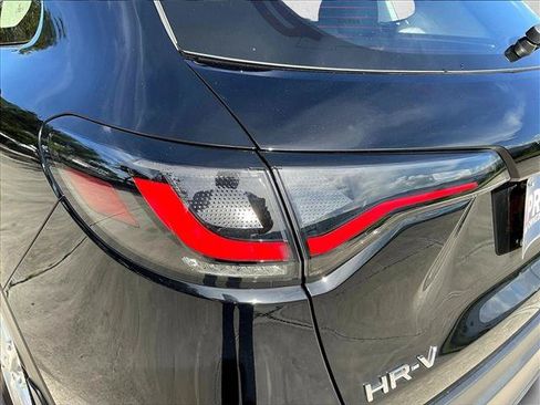 Used 2024 Honda HR-V LX image 30