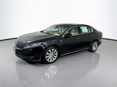 Used 2016 Lincoln MKS AWD image 3