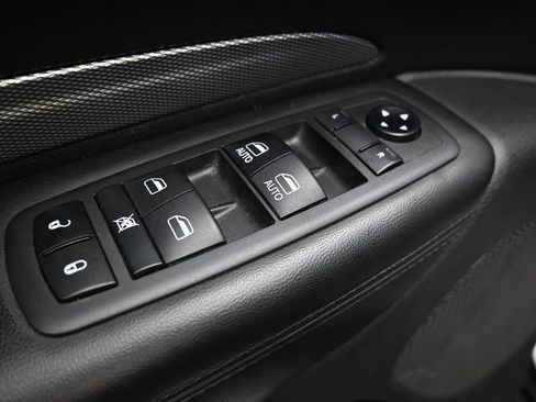 Used 2019 Dodge Durango GT AWD/4WD image 11