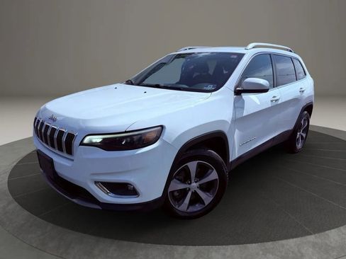 Used 2019 Jeep Cherokee Limited AWD/4WD image 2