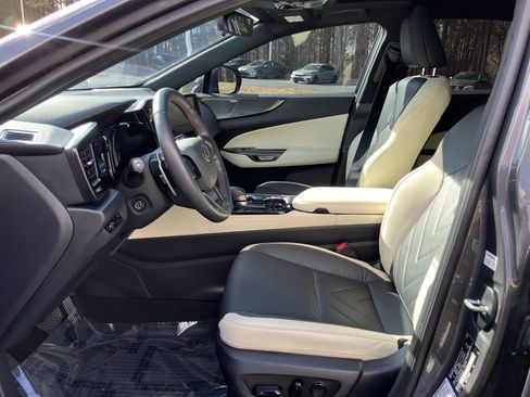 Used 2024 Lexus NX 350 AWD w/ Vision Package image 16