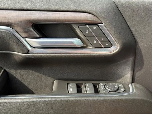 Used 2024 Chevrolet Silverado 2500 LTZ w/ LTZ Plus Package image 26