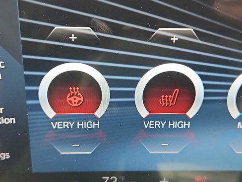 Used 2023 BMW X7 xDrive40i w/ Executive Package image 23