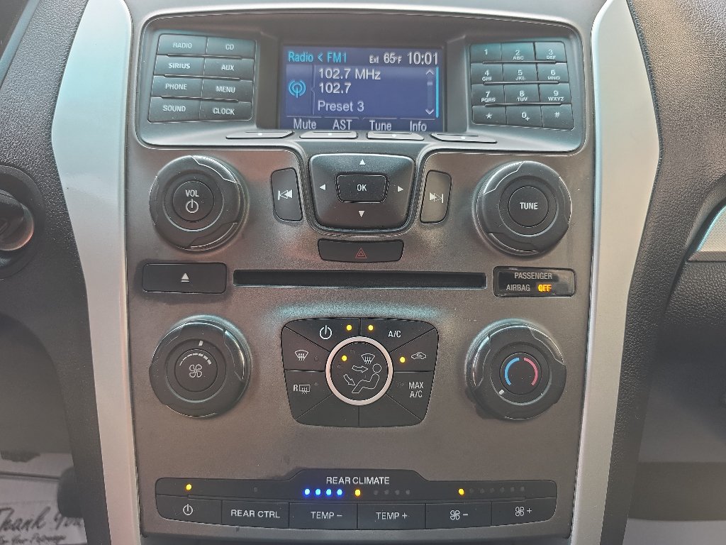 Used 2014 Ford Explorer XLT AWD/4WD image 19