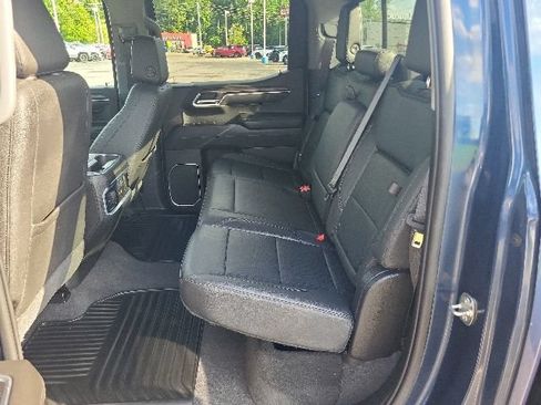 Used 2022 Chevrolet Silverado 1500 LTZ w/ LTZ Premium Package AWD/4WD image 22