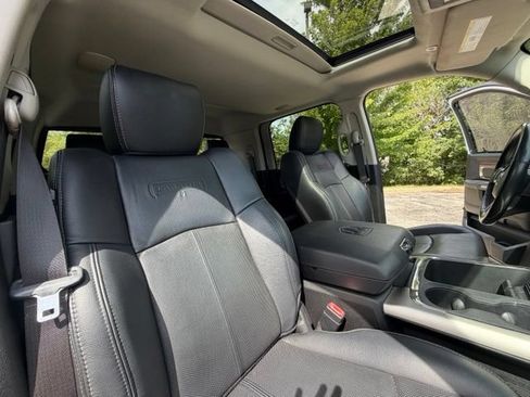 Used 2018 RAM 3500 Laramie w/ Convenience Group AWD/4WD image 24