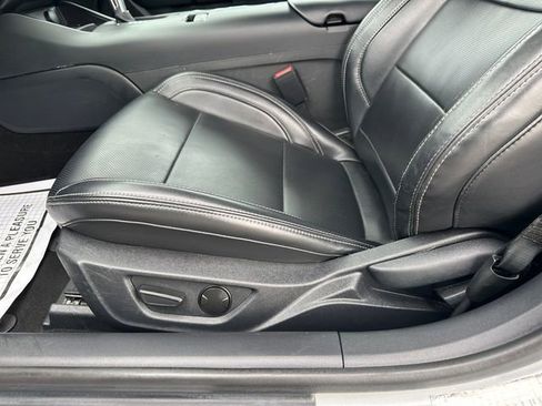 Used 2024 Ford Mustang Premium image 18