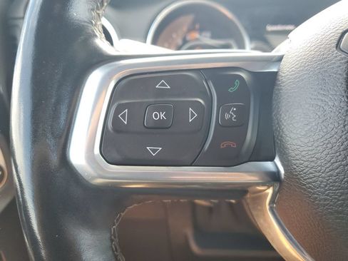 Used 2020 Jeep Wrangler Unlimited Sahara AWD/4WD image 24