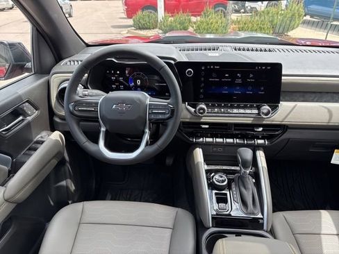 New 2026 Chevrolet Colorado ZR2 w/ Technology Package AWD/4WD image 9