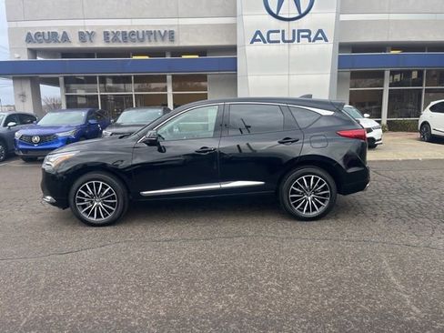 Certified 2025 Acura RDX SH-AWD w/ Advance Package image 4